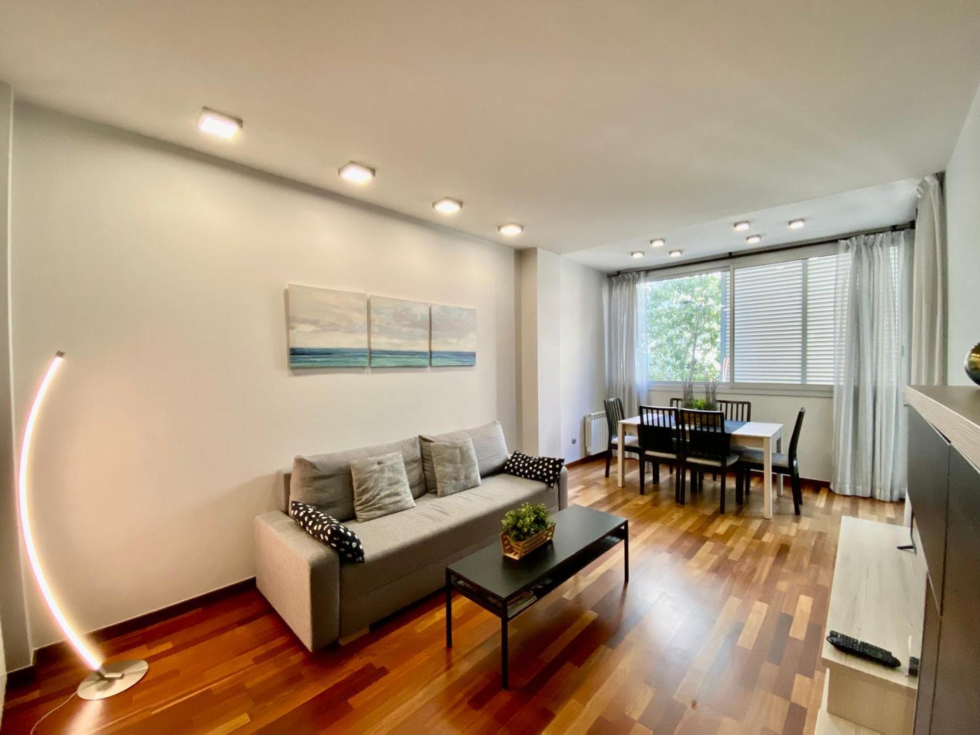 Carmed Homely Apartment By Hlclub Agency Vilanova i la Geltrú Exterior foto